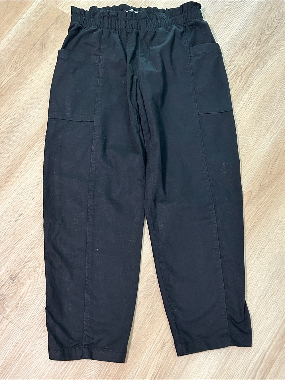 Old Navy Black Elastic-Waist Pull On Pants for girls Size L 100% Cotton. Cargo